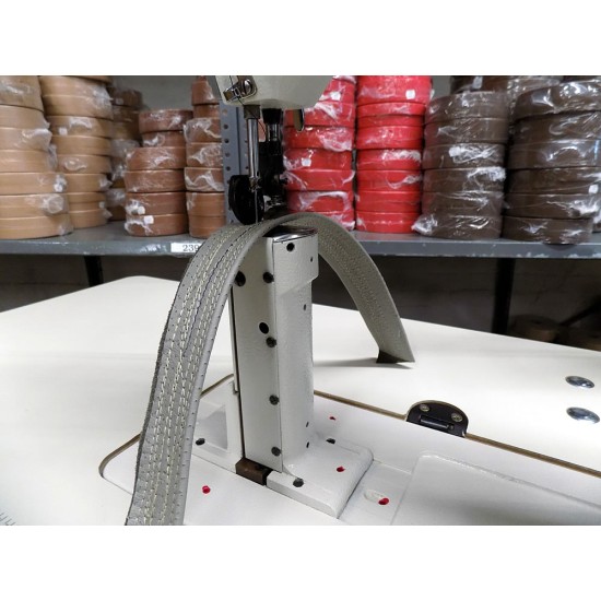 Yamata 810 Lockstitch Post Bed Roller Feed sewing machine